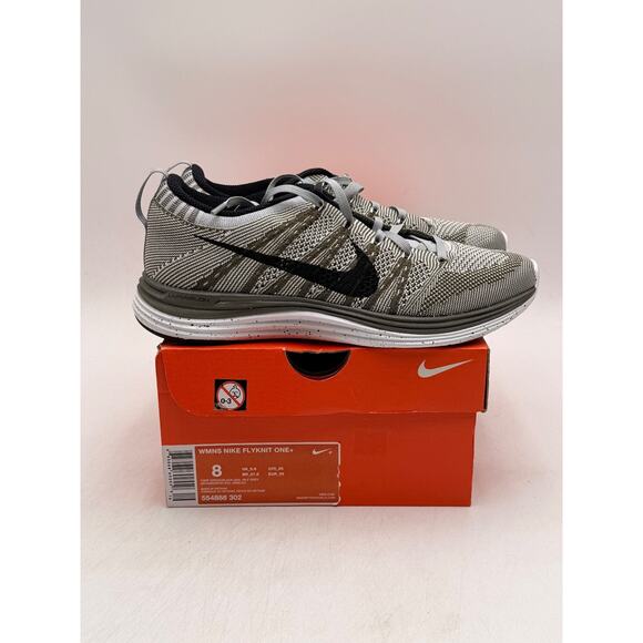 Nike FLYKNIT ONE+ Women's NEW Running Sneakers White US Size 8 - Picture 11 of 11